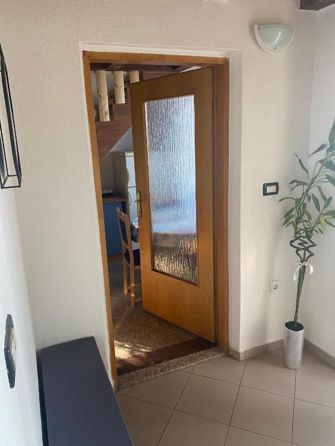 Apartman Tia Rijeka Eksteriør billede